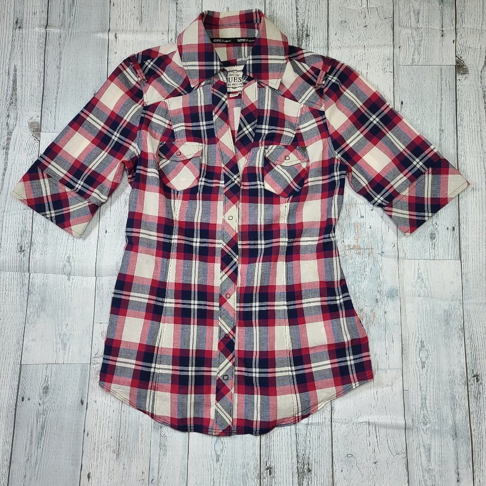 Guess Short Sleeve Zippered back Vintage Shirt